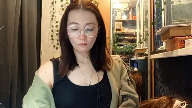 PhoebePalmer's cam snapshot