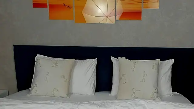 AmadaReine's cam snapshot