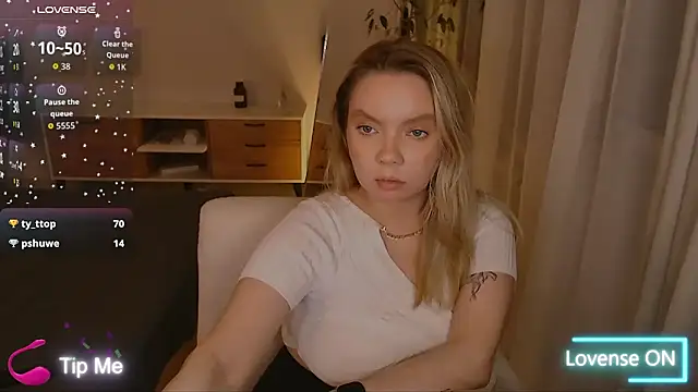 PolinaXXXXJones's cam snapshot