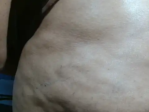 Sweet-Bella17's cam snapshot