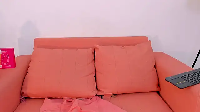 Emily-Carter's cam snapshot