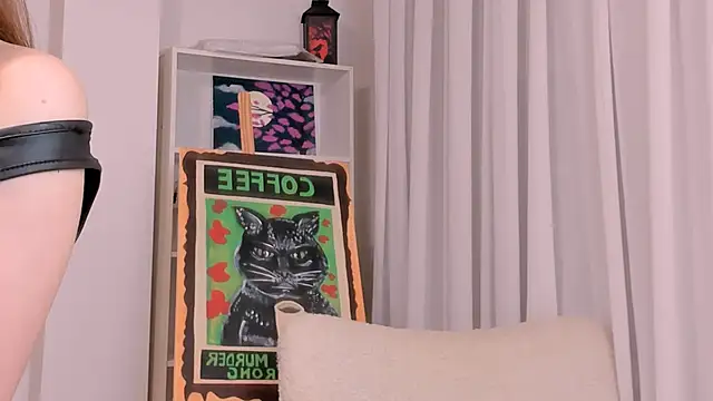 CurlHush live sex cam