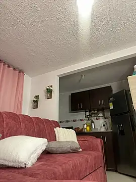 KallyMyller1's cam snapshot