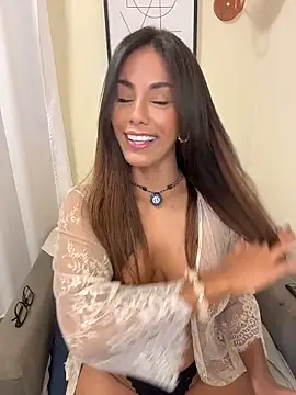 Brownfitbabyy live sex cam