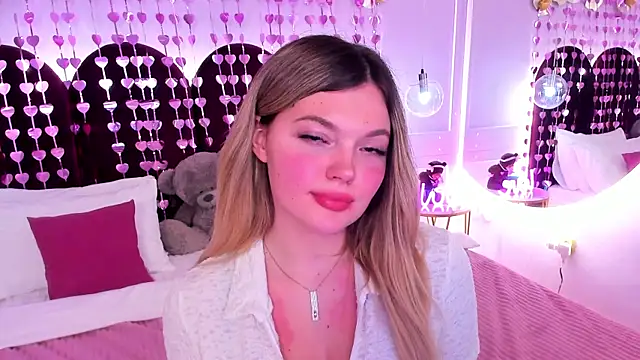 ZaraBloom's cam snapshot