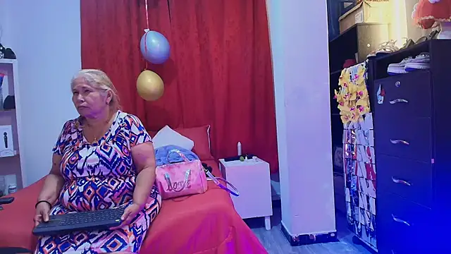 girl_amada's cam snapshot