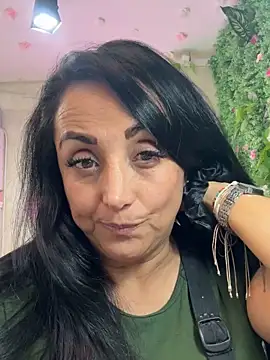 hotadhara01's cam snapshot