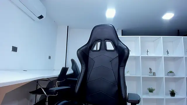 natural_bigboobs live sex cam