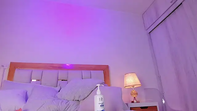 Bunny_Blush1's cam snapshot