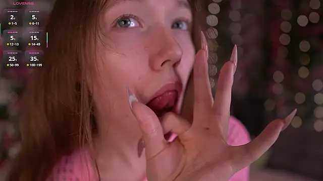 Petite_Polly's cam snapshot