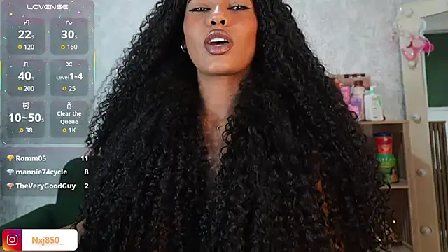 HOTBLACKANDWHITE2 live sex cam