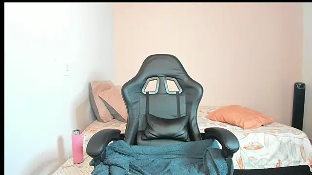 nina_pons's cam snapshot