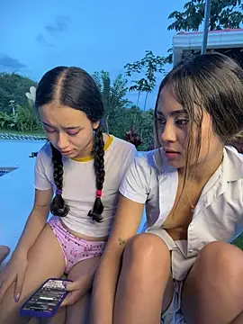 l0lita_emi live sex cam