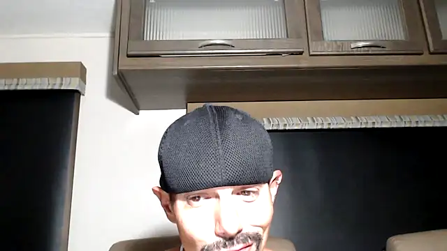 ThickD2C live sex cam