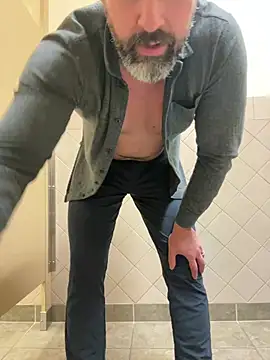 plaintreebull live sex cam