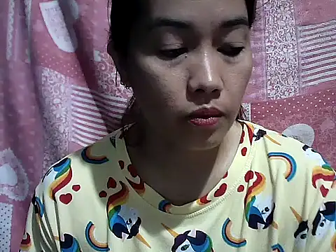 CreamyPussy30's cam snapshot