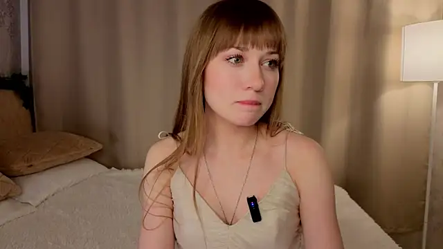 AntoniaDraft live sex cam