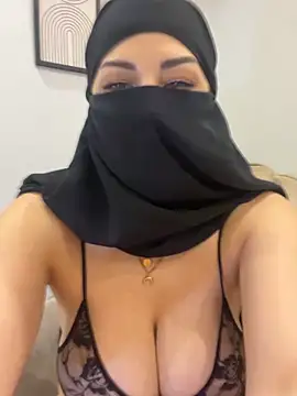 Amberonee31's cam snapshot