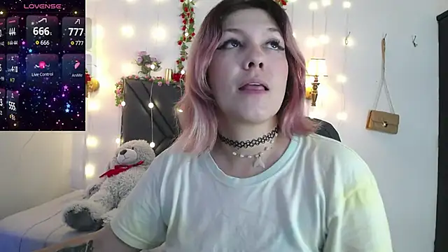 Sharma_Amayra's cam snapshot