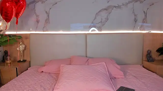 Nicole_Whittee's cam snapshot