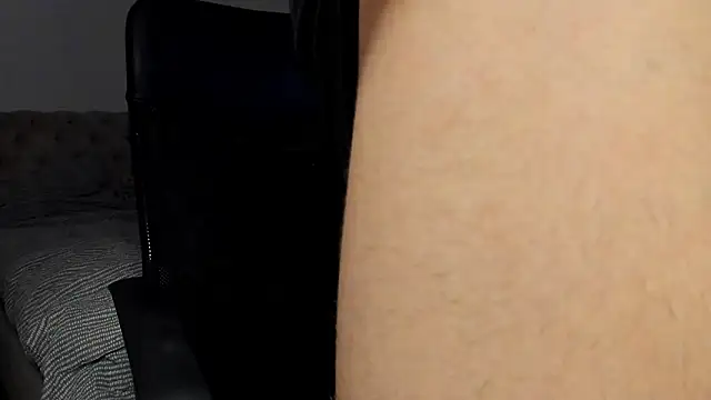 cloudymastersss's cam snapshot