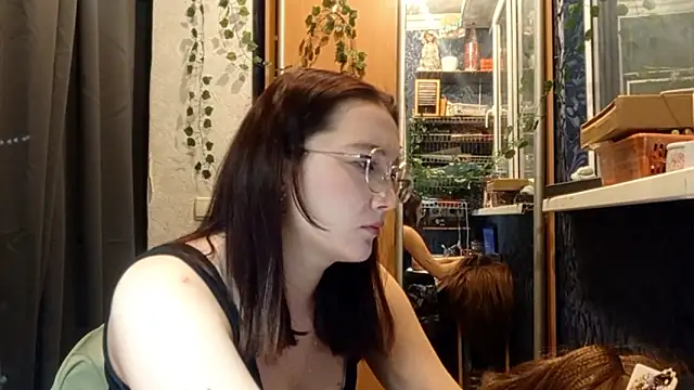 PhoebePalmer's cam snapshot