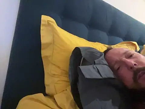 AZOPMOB18999's cam snapshot