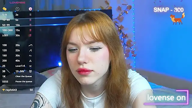 MeganNewCat's cam snapshot