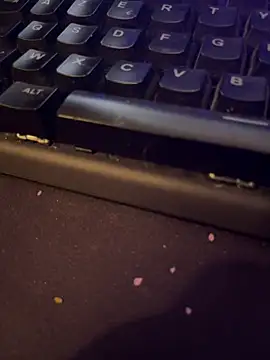 Enzo_2763's cam snapshot