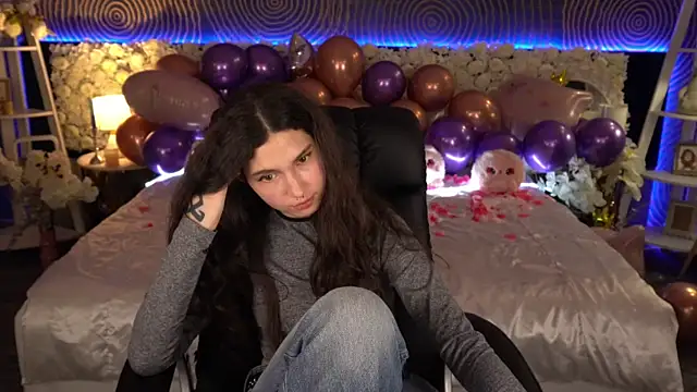 BabyFlowerr's cam snapshot