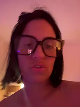 LaPetiteKim live sex cam