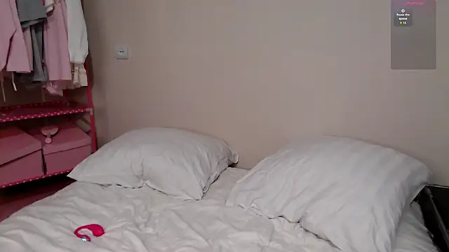 KatieMelone's cam snapshot