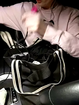 EVILYN's cam snapshot