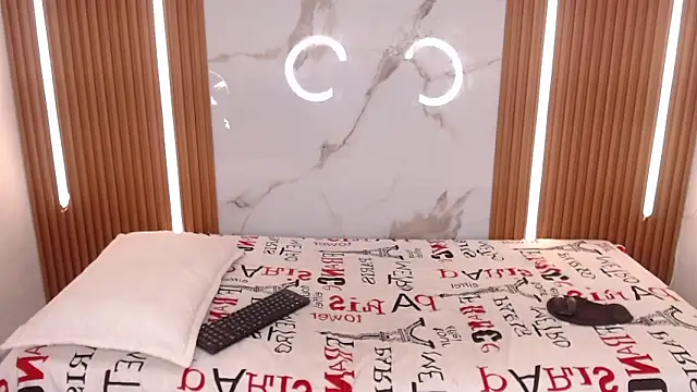 kelsiee_hills's cam snapshot