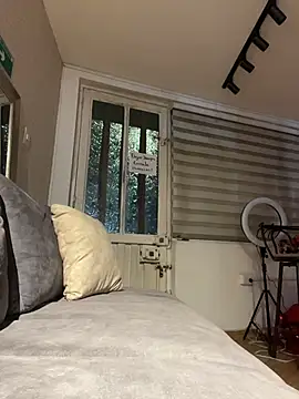 Miah_gomez_ live sex cam