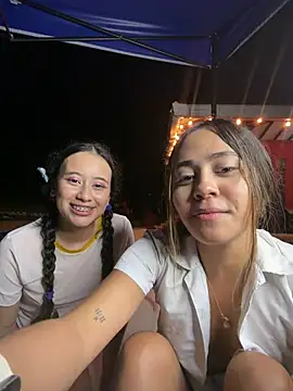 l0lita_emi live sex cam