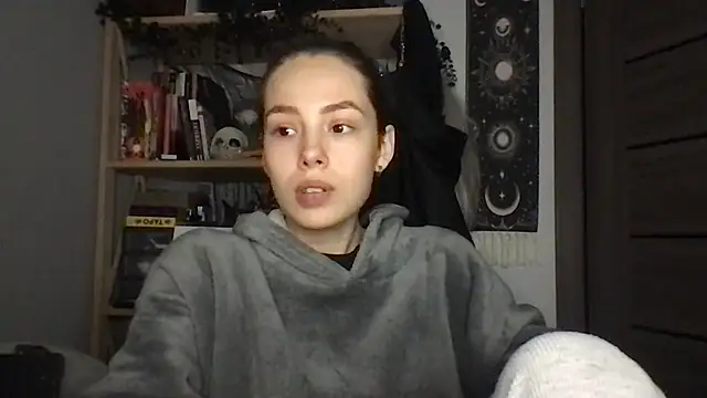 Yuna5343 live sex cam