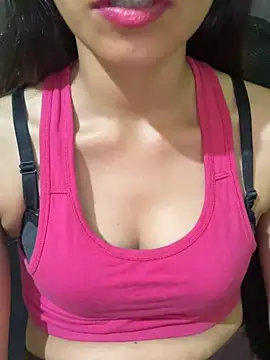 indianHasinna live sex cam