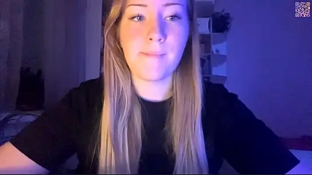 PandaFluff live sex cam