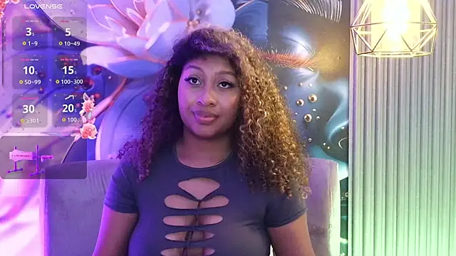 sabrina_lafaux_cr's cam snapshot