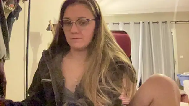 Ninafrisson's cam snapshot