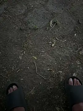 NAUGHTY_LITTLE_18 live sex cam