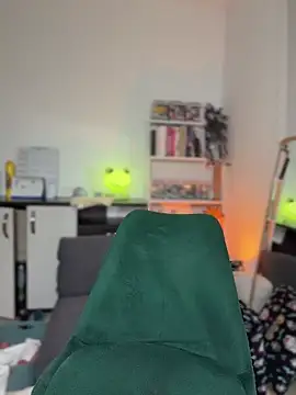 Your_Honeey's cam snapshot