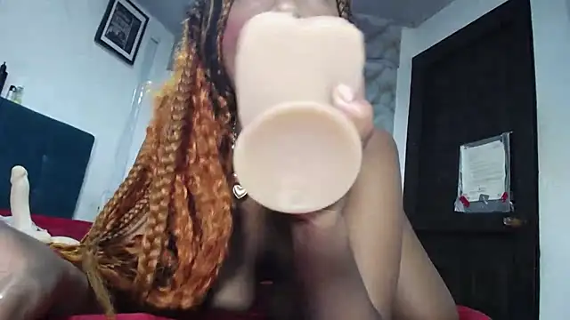 diabla_sexyboobs's cam snapshot