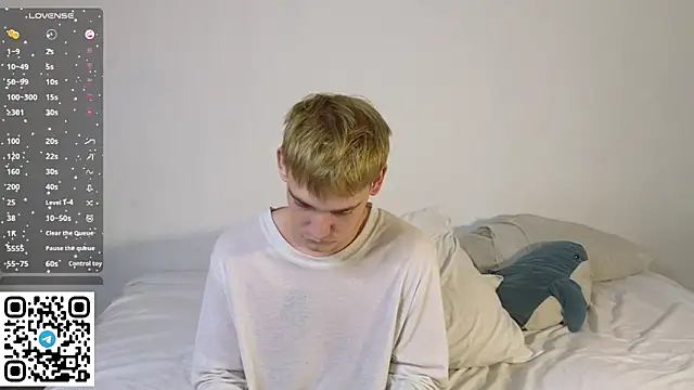 Julian_wins live sex cam