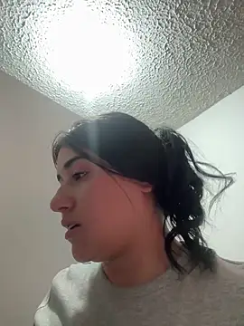 KallyMyller1's cam snapshot