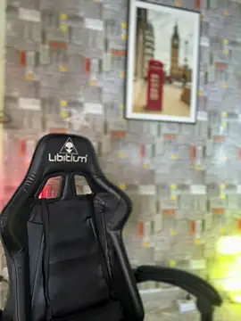 katy_handerson's cam snapshot