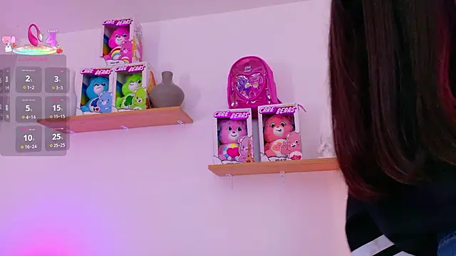 emily_bank's cam snapshot