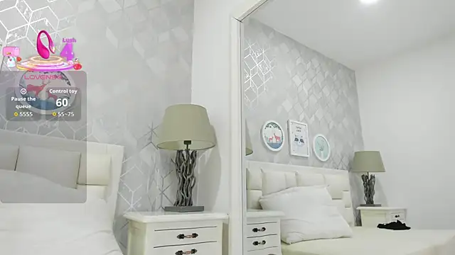 ValerieSoto's cam snapshot