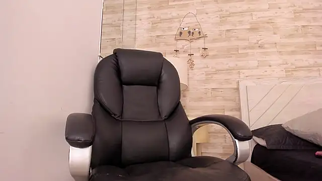 Emir_Ozan_'s cam snapshot